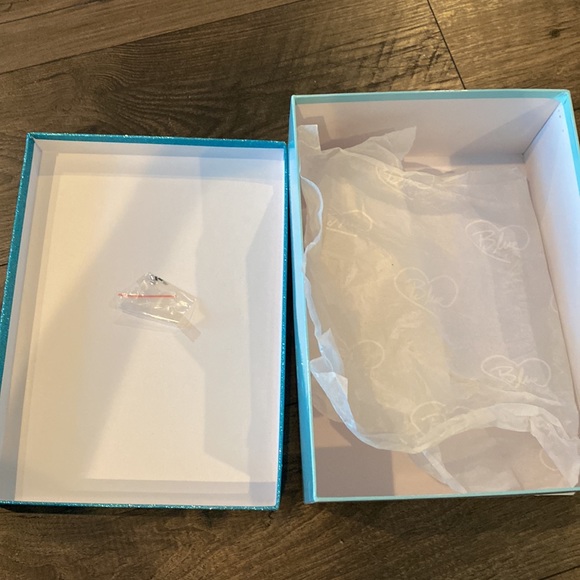 Blue by Betsey Johnson Ember Wedges Champagne - Picture 8 of 9